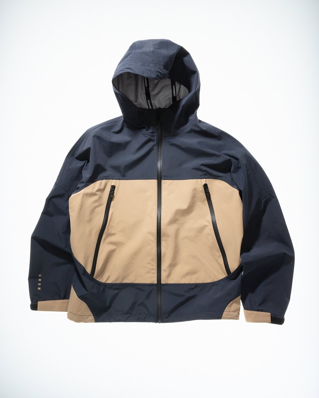 Highsnobiety – 3 Layer Nylon Jacket Navy/Beige | Highsnobiety Shop